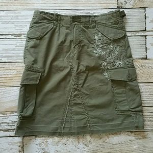Gap Skirt - Size 8